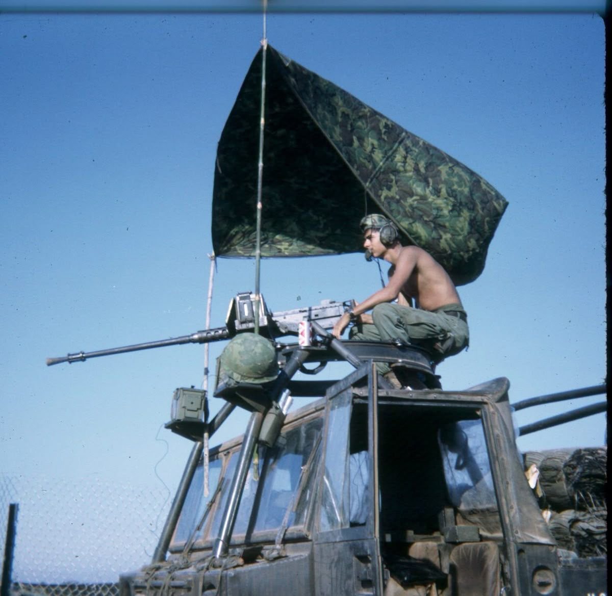 BLANKETS: Unissued USGI M81 Woodland Poncho Liner/Woobie