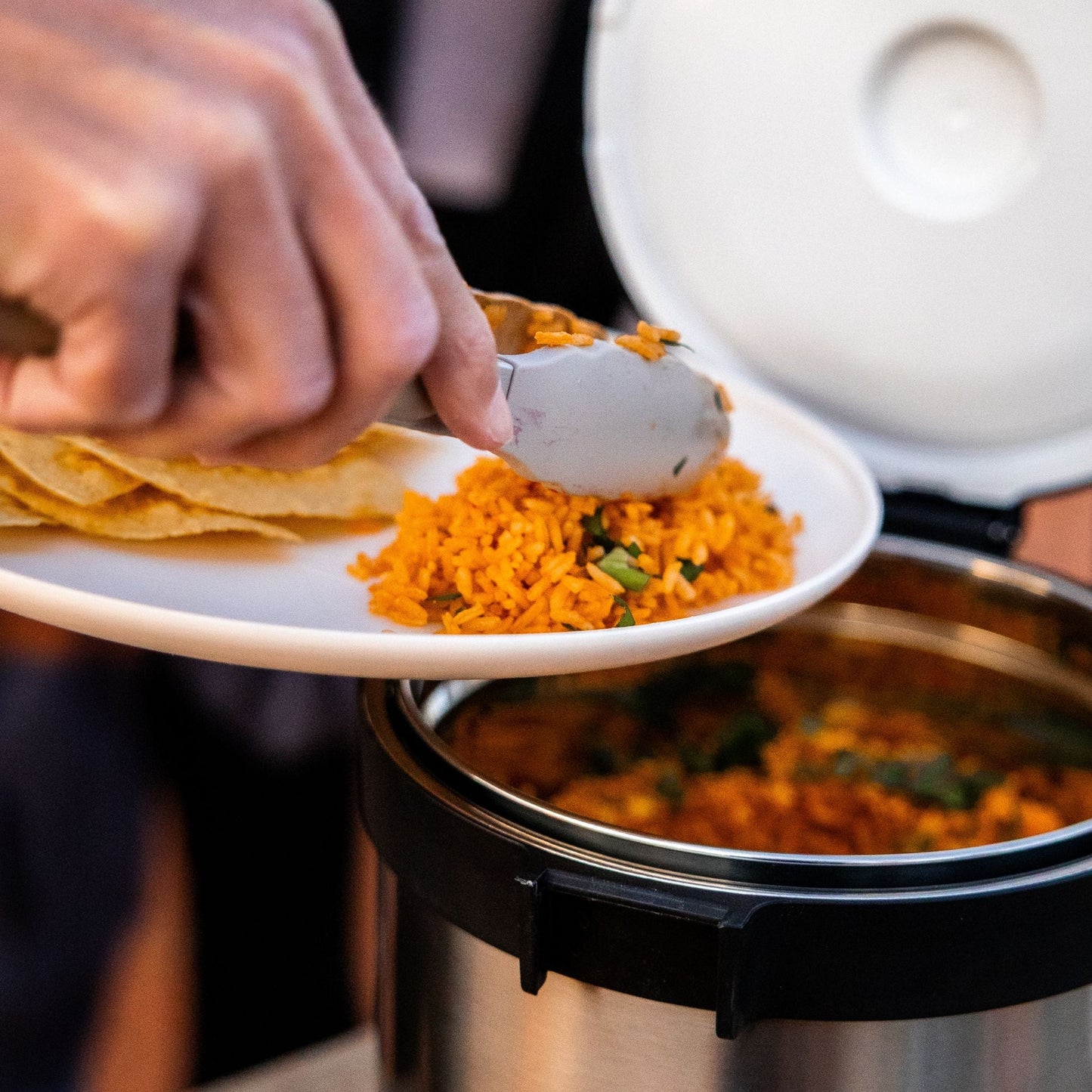 Cookware (portable) 4QT Mini RockPot